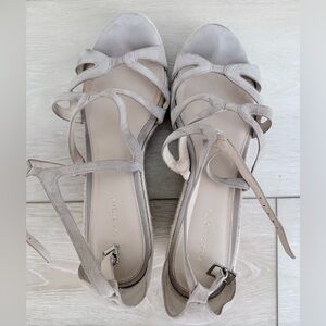 Pelle Moda Women's Beige Strappy Sandals